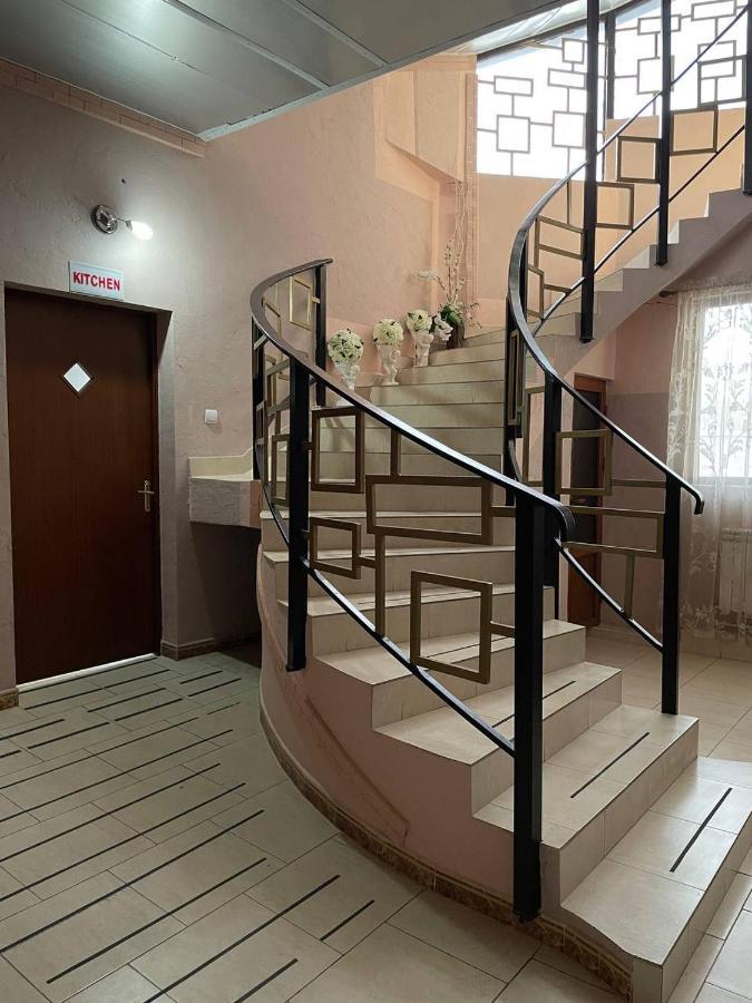 Alem Hotel Erévan Extérieur photo