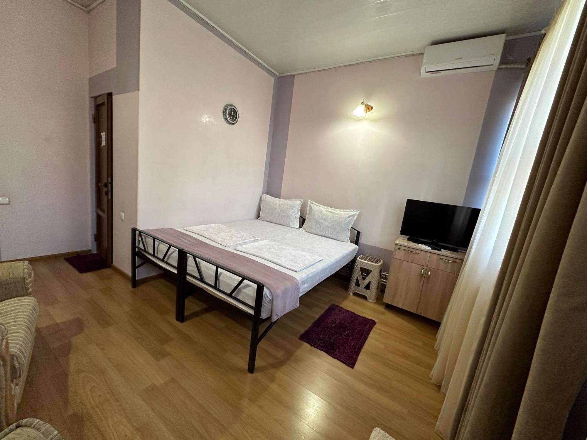 Alem Hotel Erévan Extérieur photo