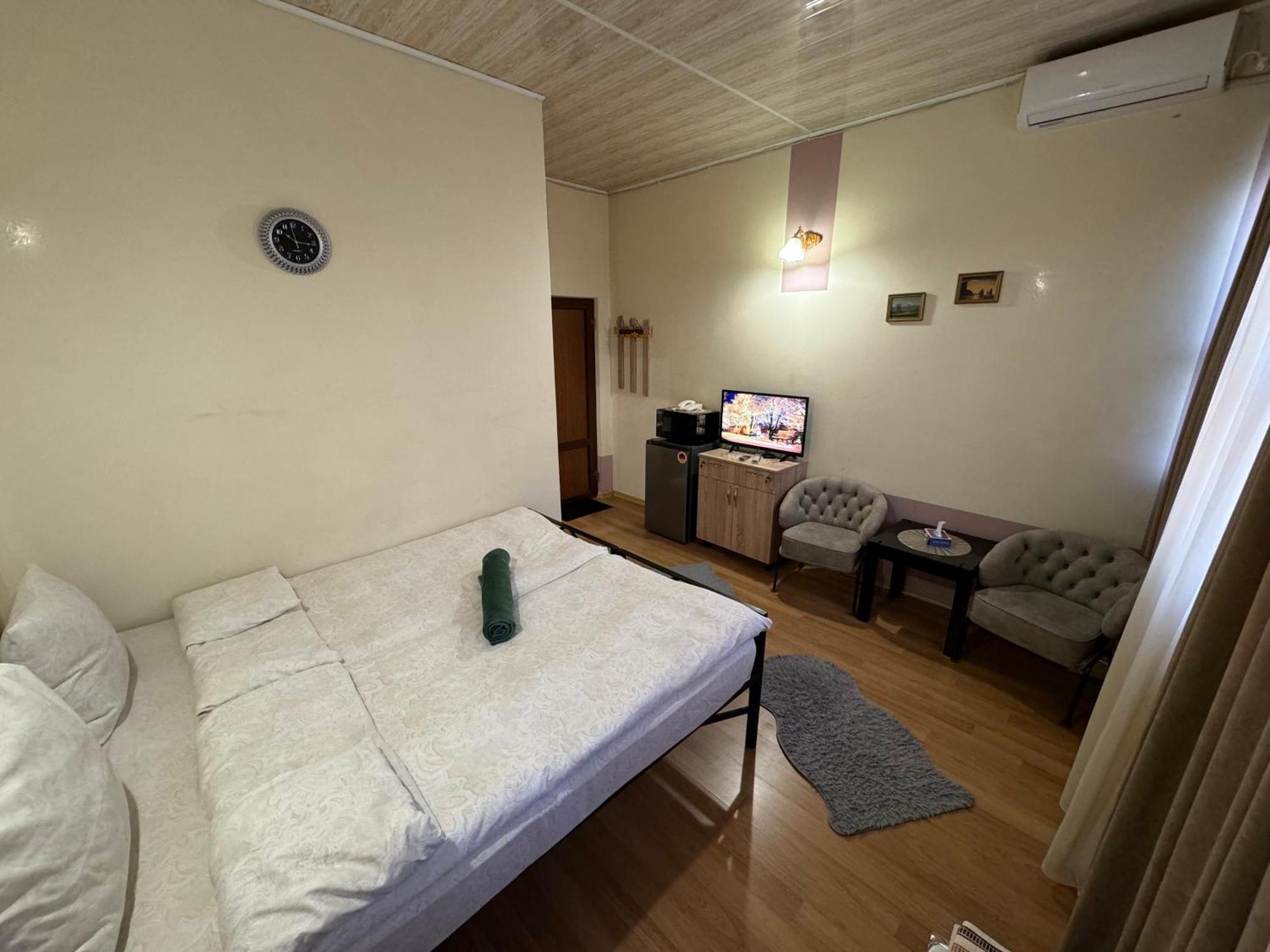 Alem Hotel Erévan Extérieur photo