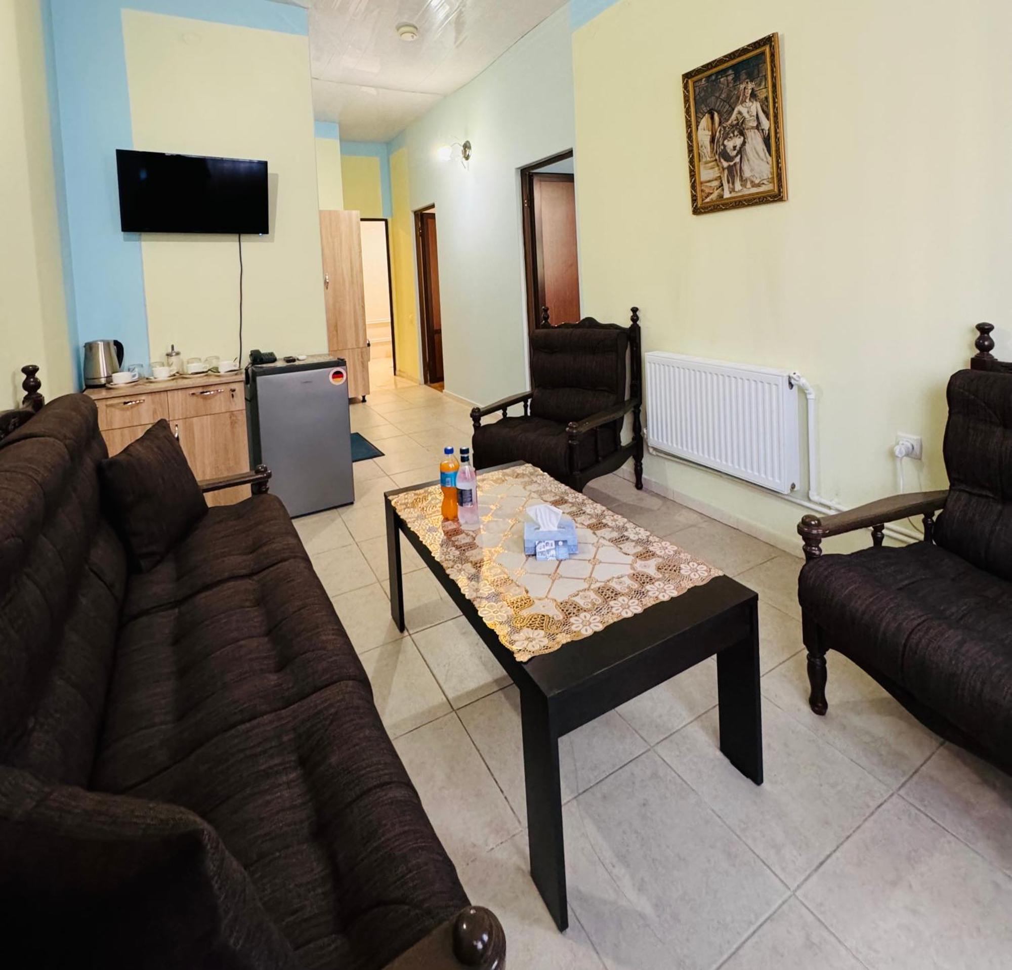 Alem Hotel Erévan Extérieur photo